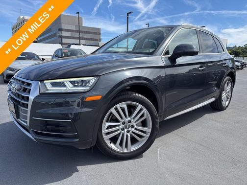 Gray Metallic 2018 Audi Q5 2.0T Tech Premium