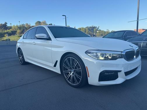 2019 BMW 540 540i