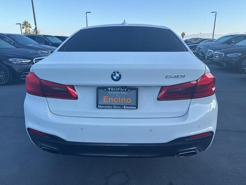 2019 BMW 540 540i