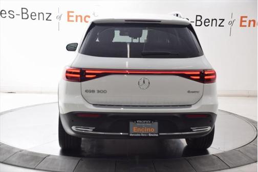 2024 Mercedes-Benz EQB 300 4MATIC