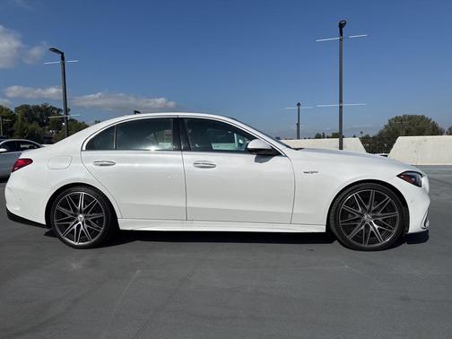 2023 Mercedes-Benz AMG C 43 4MATIC