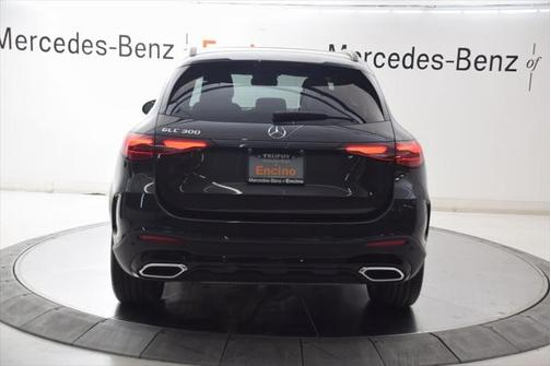 2025 Mercedes-Benz GLC 300 Base