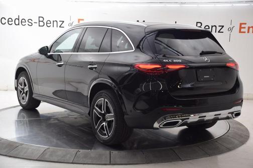 2026 Mercedes-Benz GLC 300 4MATIC
