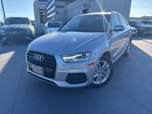 2017 Audi Q3 2.0T Premium Plus