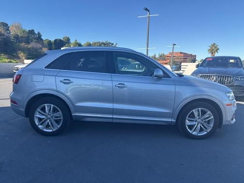 2017 Audi Q3 2.0T Premium Plus