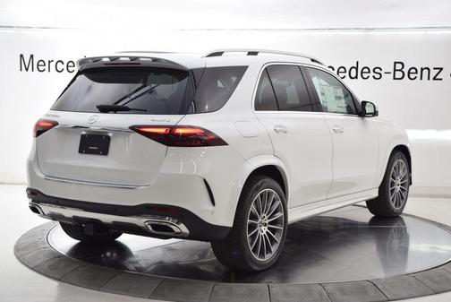 Polar White 2026 Mercedes-Benz GLE 450e 4MATIC