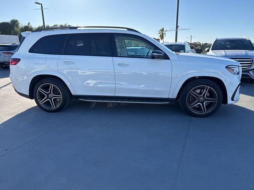 2026 Mercedes-Benz GLS 450 4MATIC