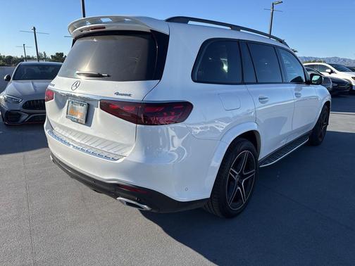 2026 Mercedes-Benz GLS 450 4MATIC