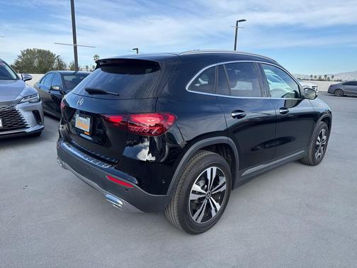 2026 Mercedes-Benz GLA 250 4MATIC