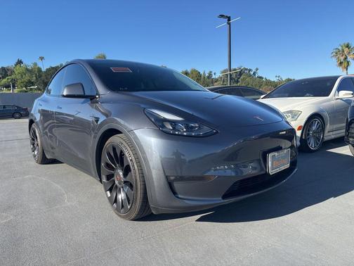 2022 Tesla Model Y Performance Dual Motor All-Wheel Drive