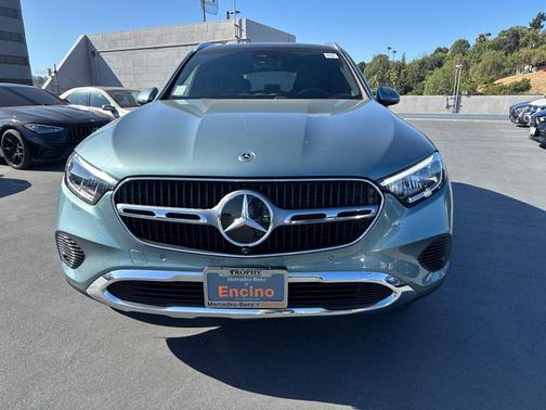 Verde Silver Metallic 2026 Mercedes-Benz GLC 300 Base