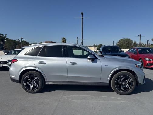 2025 Mercedes-Benz GLC 350e Base