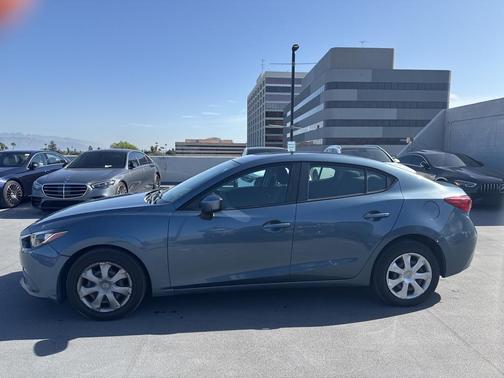 2015 Mazda Mazda3 i Sport
