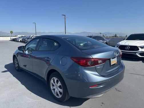 2015 Mazda Mazda3 i Sport