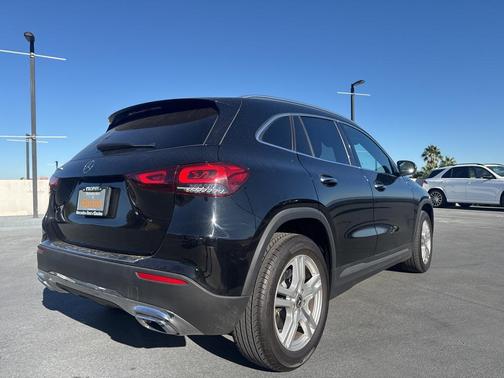 2022 Mercedes-Benz GLA 250 Base