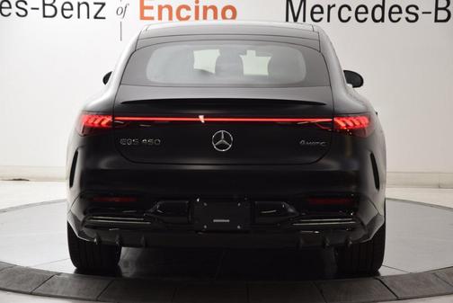 Black Magno 2026 Mercedes-Benz EQS 450 4MATIC