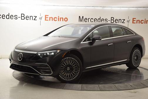 Black Magno 2026 Mercedes-Benz EQS 450 4MATIC