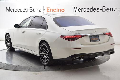 MANUFAKTUR Cashmere White Magno 2023 Mercedes-Benz S-Class 4MATIC