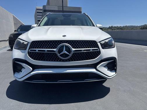 Polar White 2026 Mercedes-Benz GLE 450 4MATIC