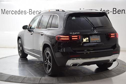 Night Black 2026 Mercedes-Benz GLB 250 Base