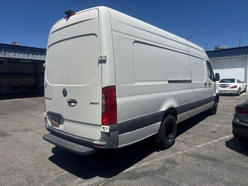 Gray White 2024 Mercedes-Benz Sprinter 3500 Cargo 170 WB