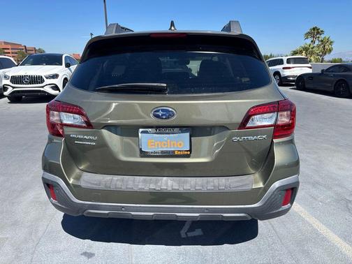 Wilderness Green Metallic 2018 Subaru Outback 2.5i Limited