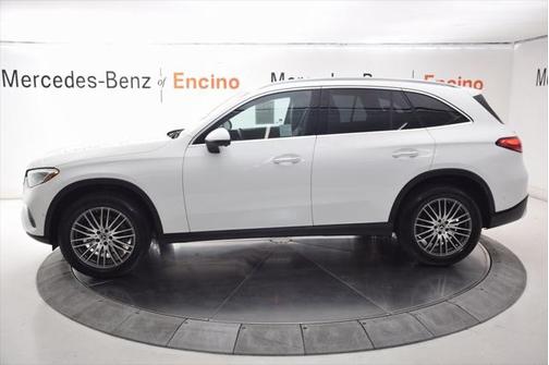 2025 Mercedes-Benz GLC 300 Base