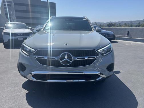 MANUFAKTUR Alpine Grey 2026 Mercedes-Benz GLC 300 Base