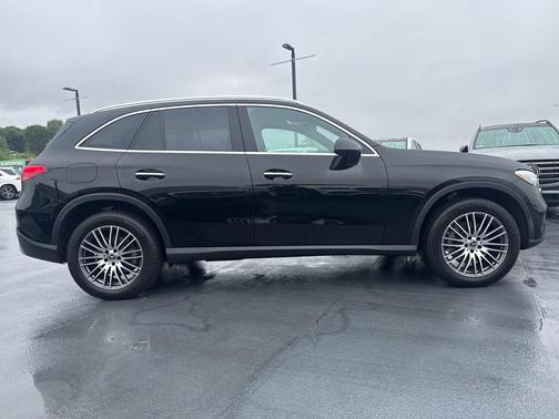 2025 Mercedes-Benz GLC 300 Base