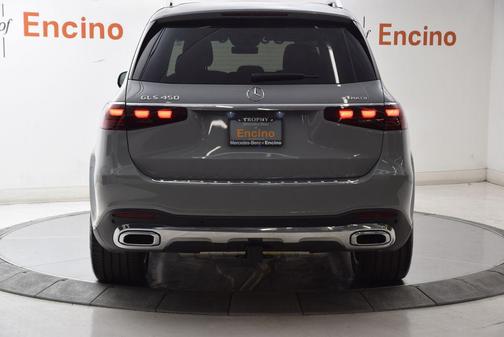 2025 Mercedes-Benz GLS 450 4MATIC