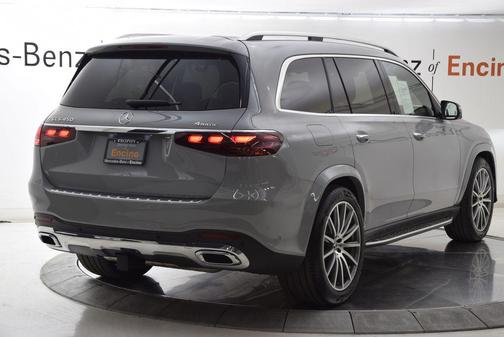 2025 Mercedes-Benz GLS 450 4MATIC