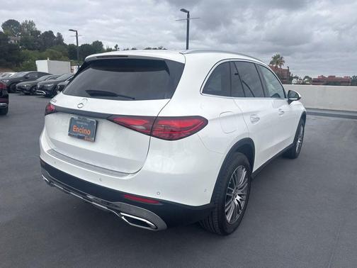 Polar White 2026 Mercedes-Benz GLC 300 Base
