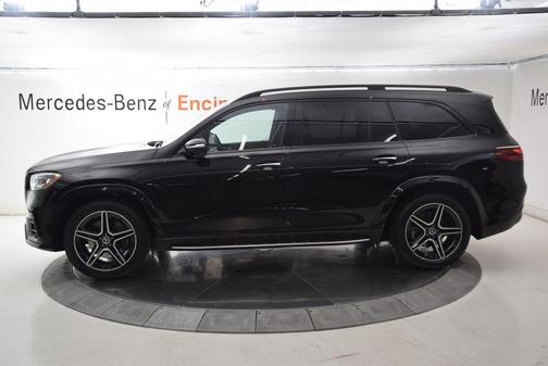 Obsidian Black Metallic 2025 Mercedes-Benz GLS 450 4MATIC