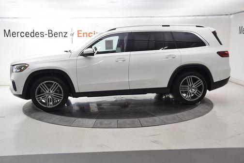 Polar White 2025 Mercedes-Benz GLS 450 4MATIC