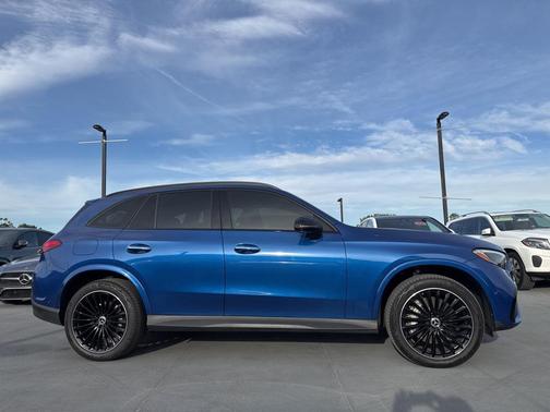 2023 Mercedes-Benz GLC 300 4MATIC