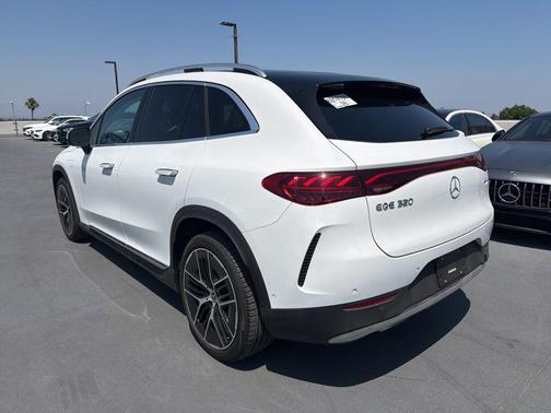 MANUFAKTUR Moonlight White Metallic 2026 Mercedes-Benz EQE 320 320 SUV