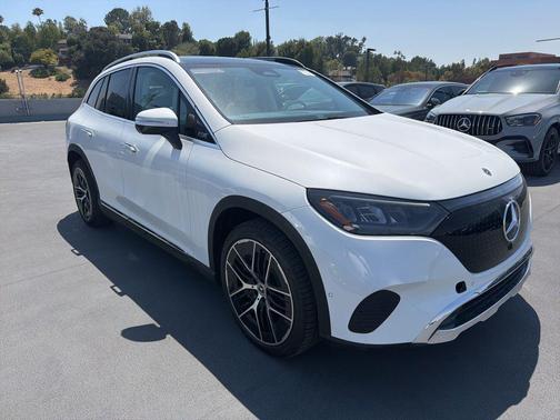 MANUFAKTUR Moonlight White Metallic 2026 Mercedes-Benz EQE 320 320 SUV