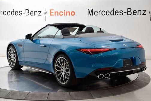 Hyper Blue Metallic 2026 Mercedes-Benz AMG SL 43 Base