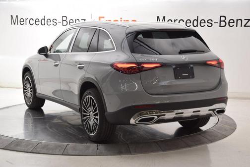 Alpine Grey 2027 Mercedes-Benz GLC 300 Base