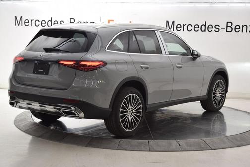 Alpine Grey 2027 Mercedes-Benz GLC 300 Base
