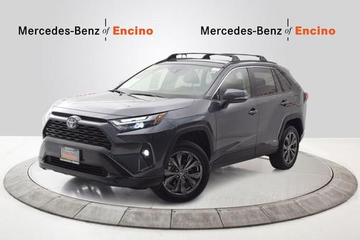 2023 Toyota RAV4 Hybrid XLE Premium