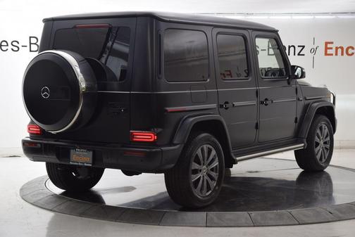 MANUFAKTUR Night Black magno 2025 Mercedes-Benz G-Class 4MATIC