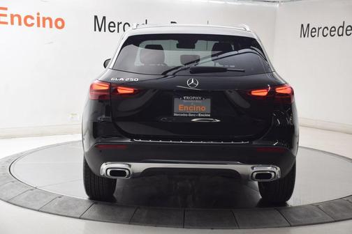2025 Mercedes-Benz GLA 250 4MATIC