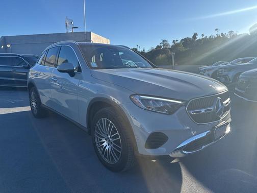 2025 Mercedes-Benz GLC 300 Base