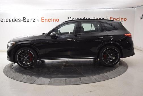 Obsidian Black 2027 Mercedes-Benz GLC 300 Base