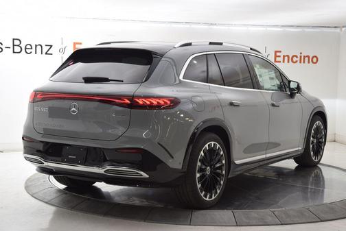 MANUFAKTUR Alpine Grey 2026 Mercedes-Benz EQS 550 550 SUV