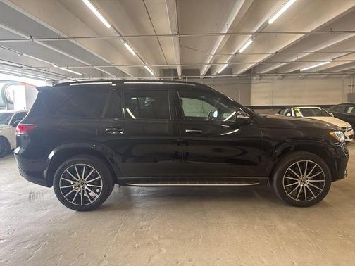 2023 Mercedes-Benz GLS 450 4MATIC
