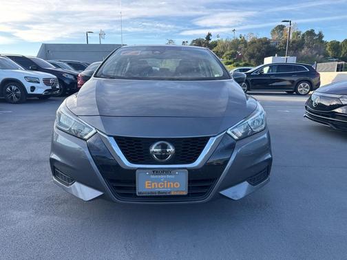 2020 Nissan Versa 1.6 SV