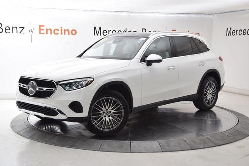 Polar White 2026 Mercedes-Benz GLC 300 Base