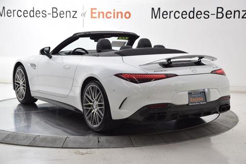 MANUFAKTUR Moonlight White Metallic 2022 Mercedes-Benz AMG SL 63 Base